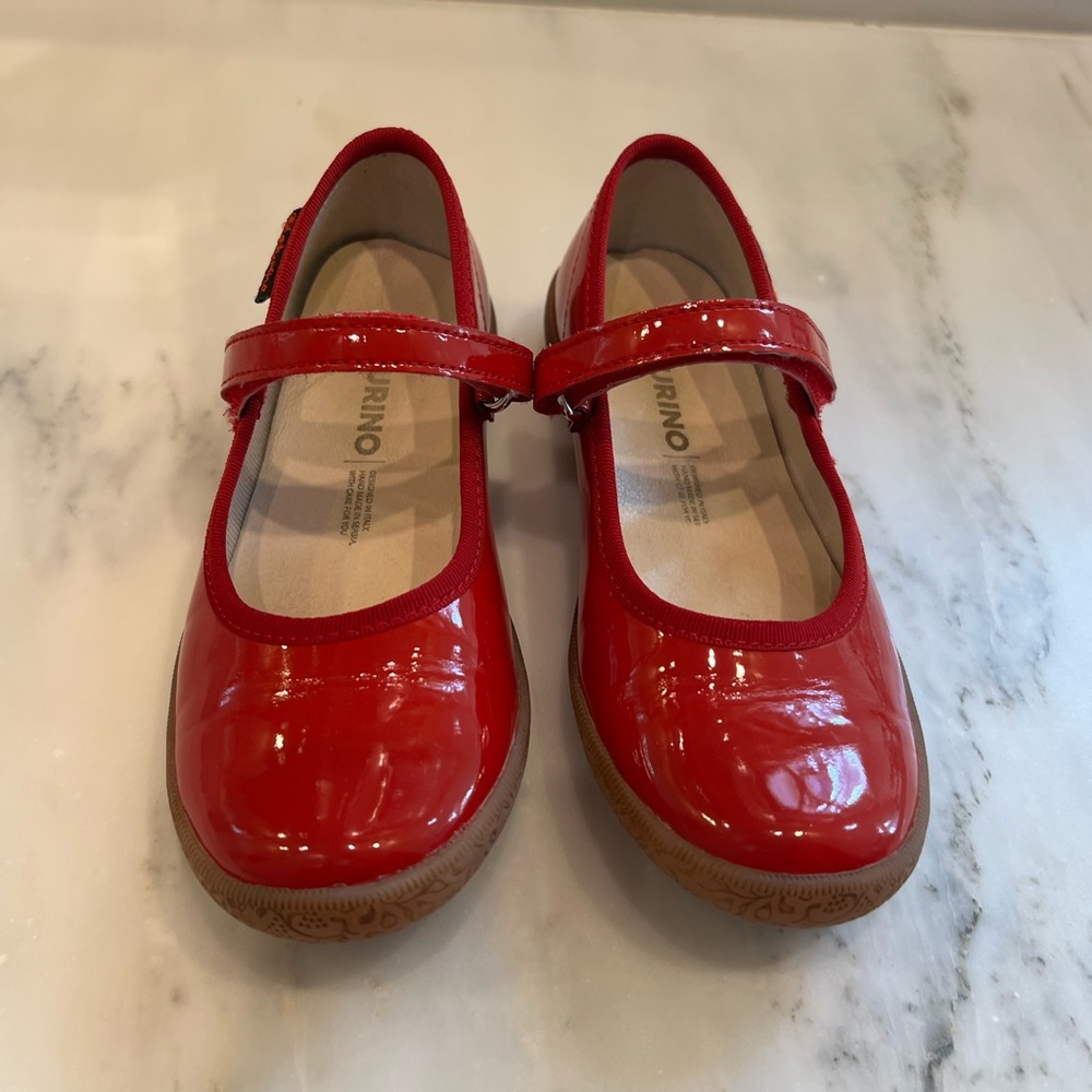 Naturino red patent shoe, size 27